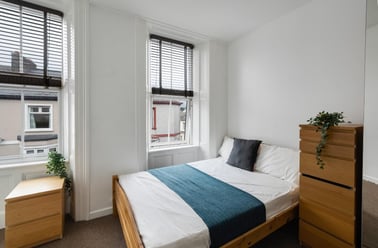 Furzehill Road, Mutley, Plymouth - Image 3